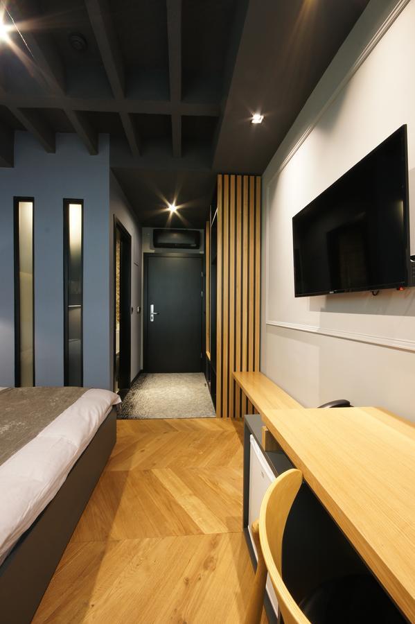 סקופיה Hotel London B&B מראה חיצוני תמונה
